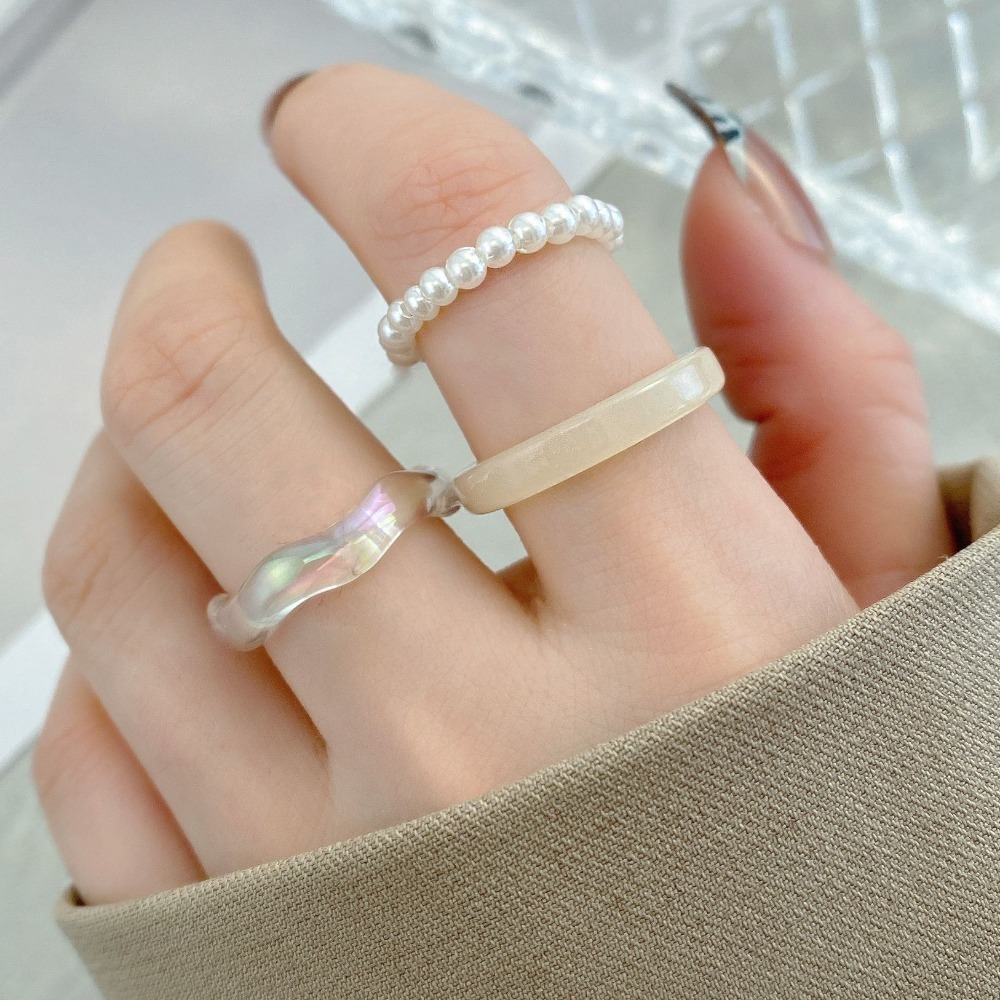 Street Fashion Essentials - Accesorios minimalistas de acrílico, esenciales para