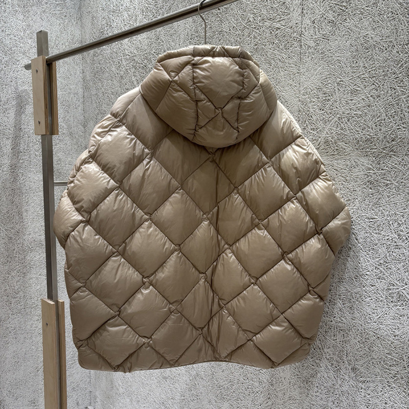 Chaleco Irregular con Capucha  - Street Fashion Shanghai reseña y precio