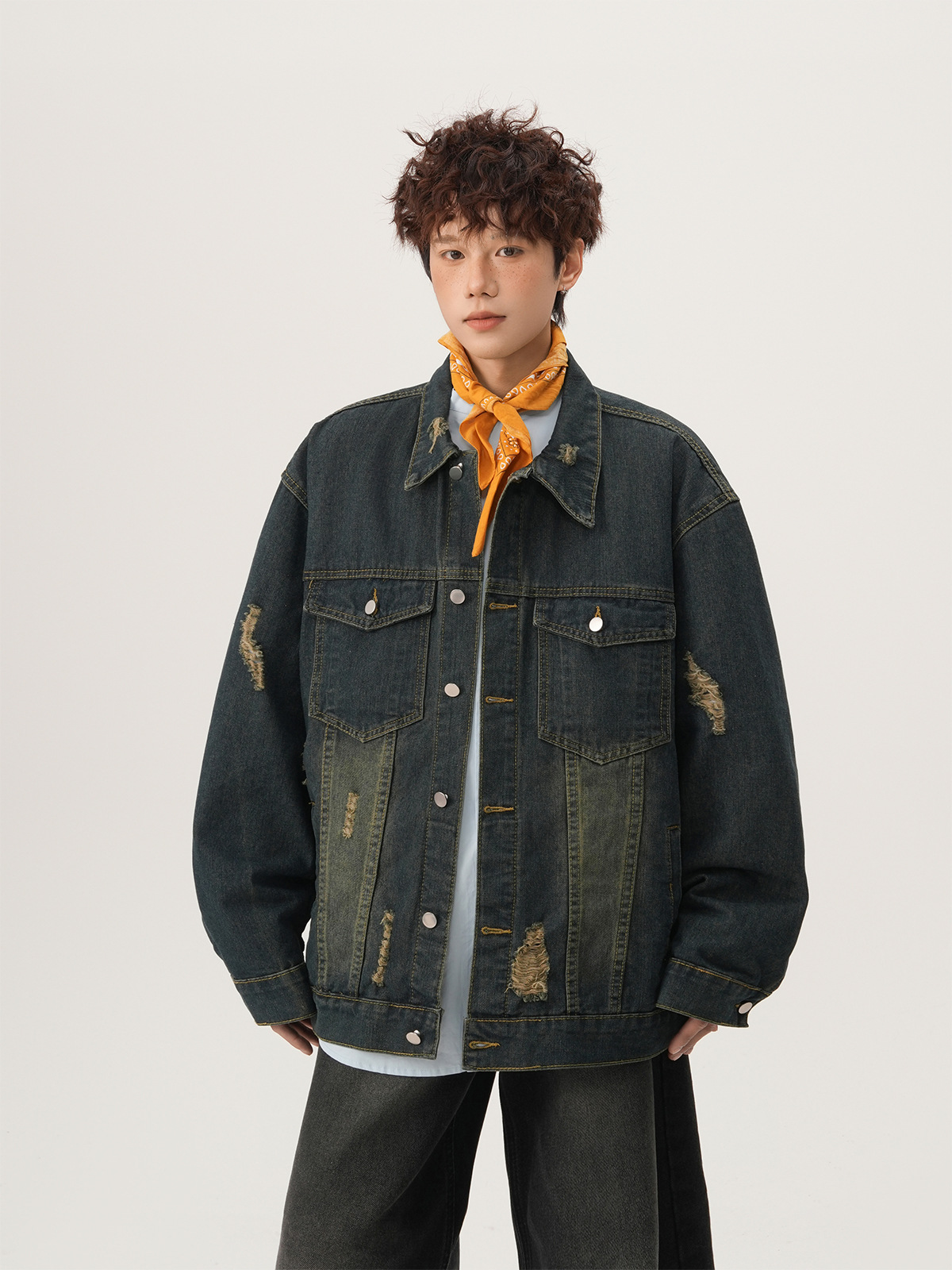 Chaqueta vaquera americana de  - Street Fashion Jacket reseña y precio